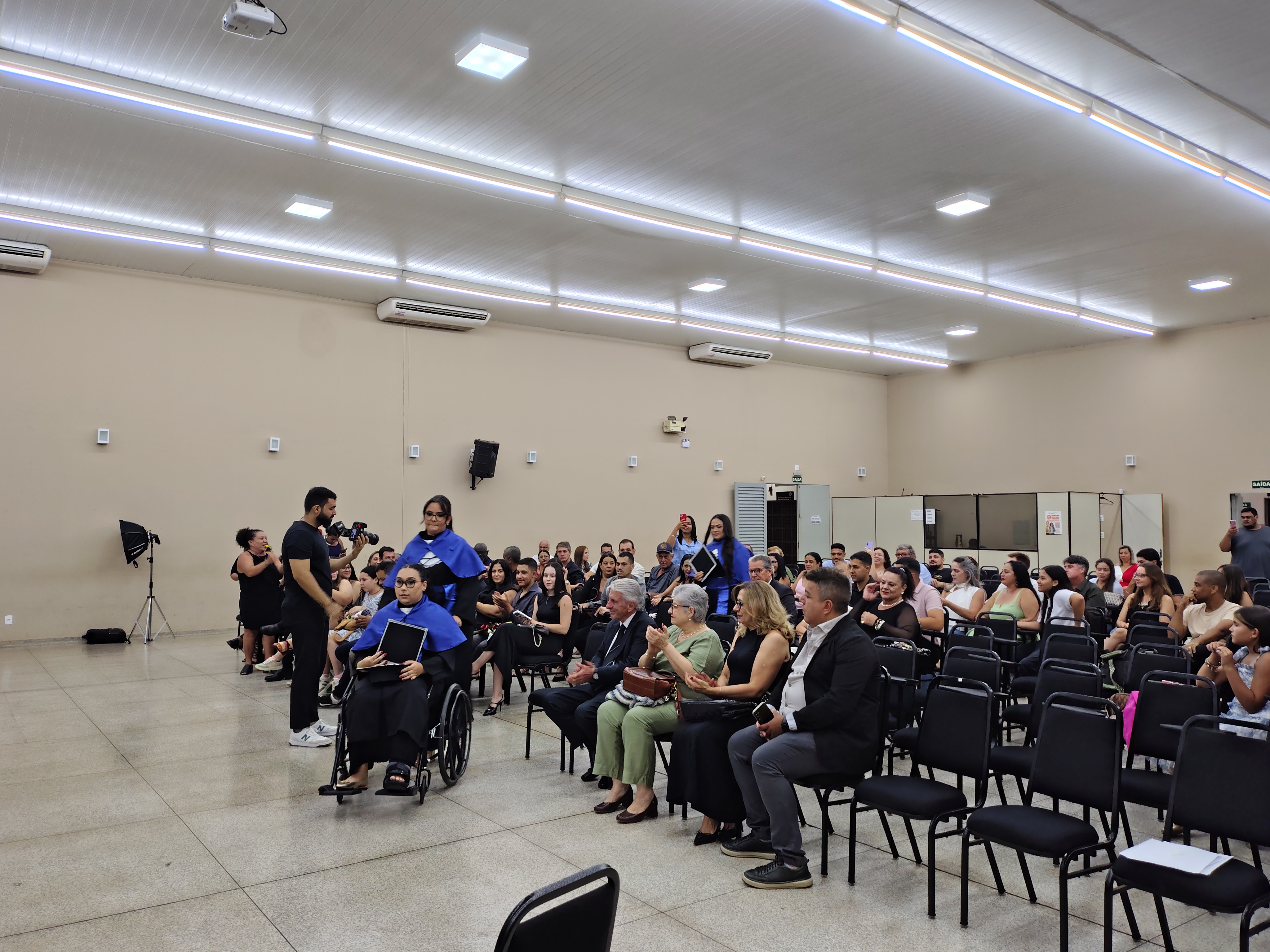 Formatura celebra a 34ª Turma de Administração em noite solene
