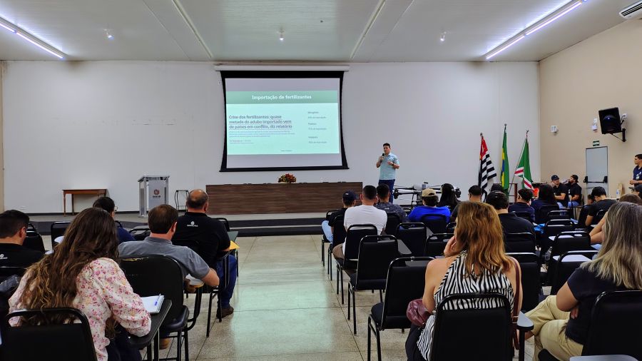 Agricultura regenerativa em foco: compostagem e sustentabilidade na XII SEEAGRO