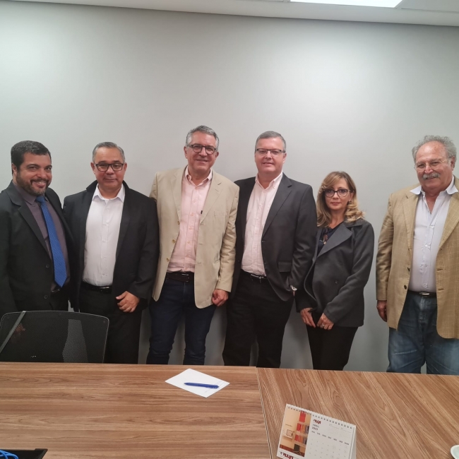 Diretores do IMESB participam de reunião institucional com Ministro Alexandre Padilha e Deputado Luiz Claudio Marcolino