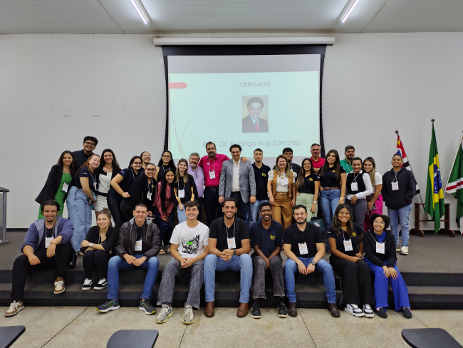 Encerramento inspirador marca a noite de quarta na 34ª Semana Científica da Faculdade Municipal